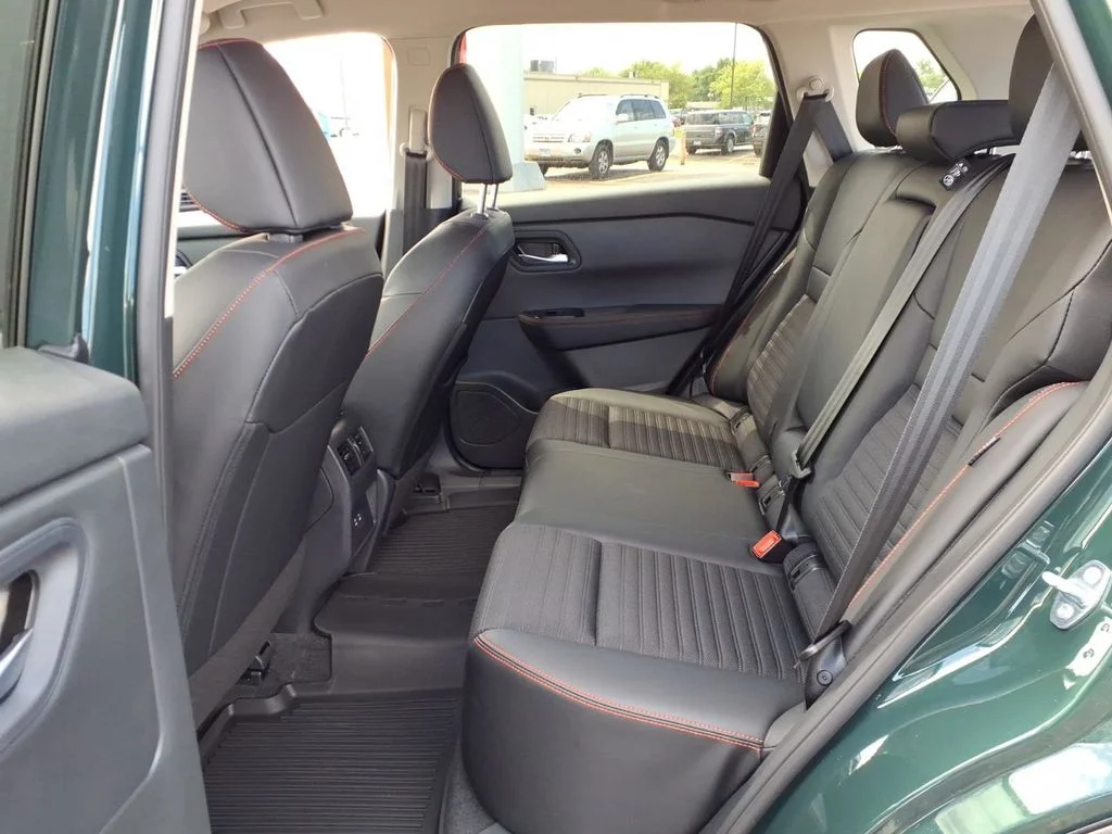 New 2026 Obsidian Green Pearl Nissan Rock Creek® image 23