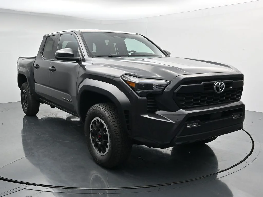 Used 2024  Toyota TRD Off-Road image 2