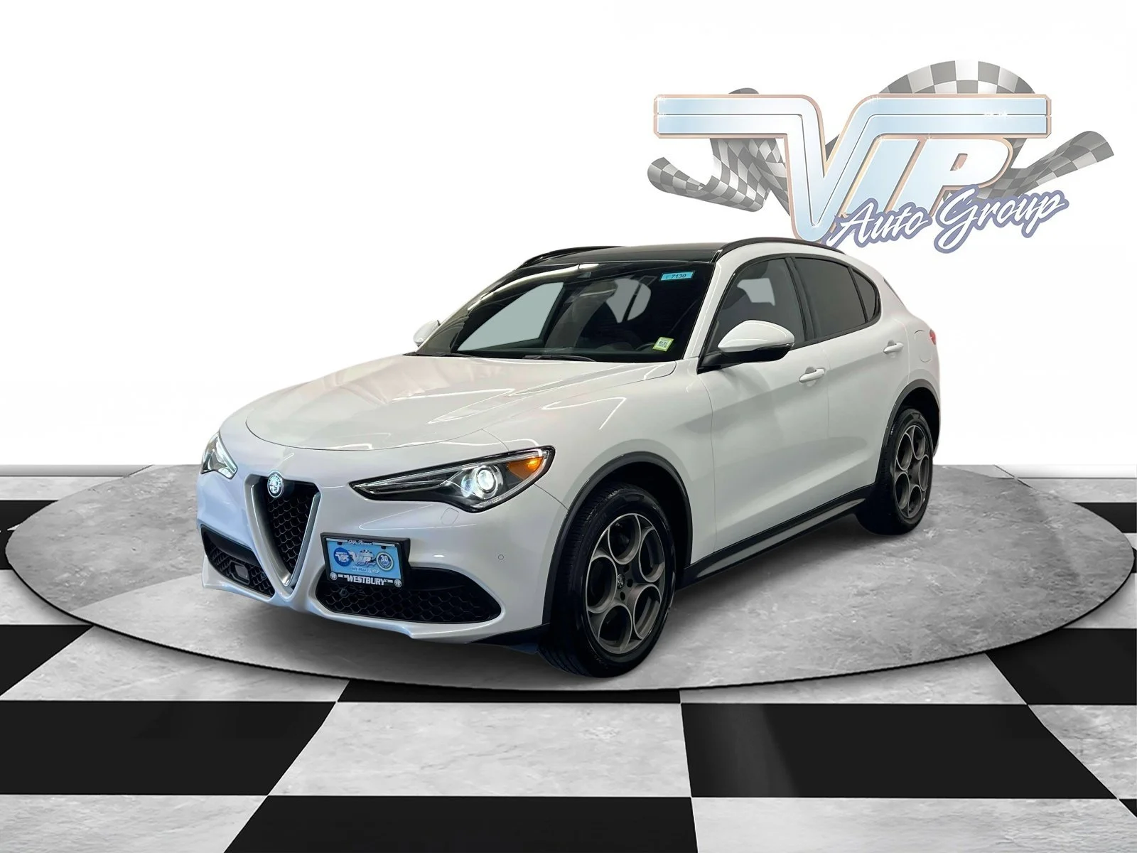 Used 2023 Alfa White Alfa Romeo Ti image 4