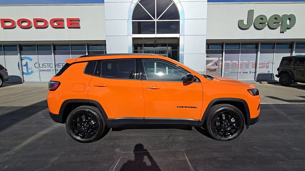 New 2026 Joose Exterior Paint Jeep Latitude image 9