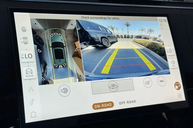 New 2026 Borasco Grey Land Rover SE image 18