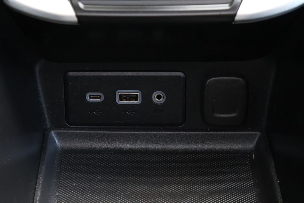 2023 GMC Terrain SLE - Photo 22