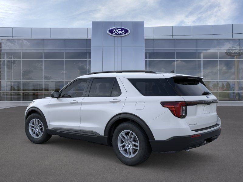New 2026 Space White Metallic Ford Active image 4