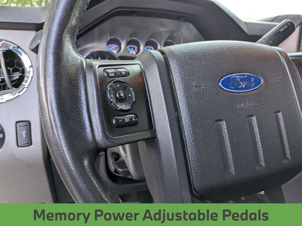 Used 2014 Oxford White Ford Lariat image 24