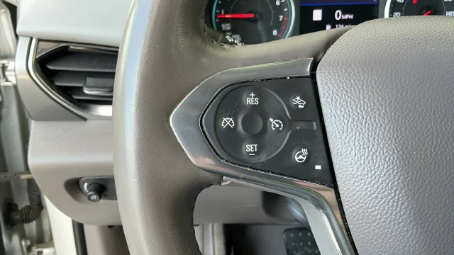 Used 2020 Silver Chevrolet Premier image 12