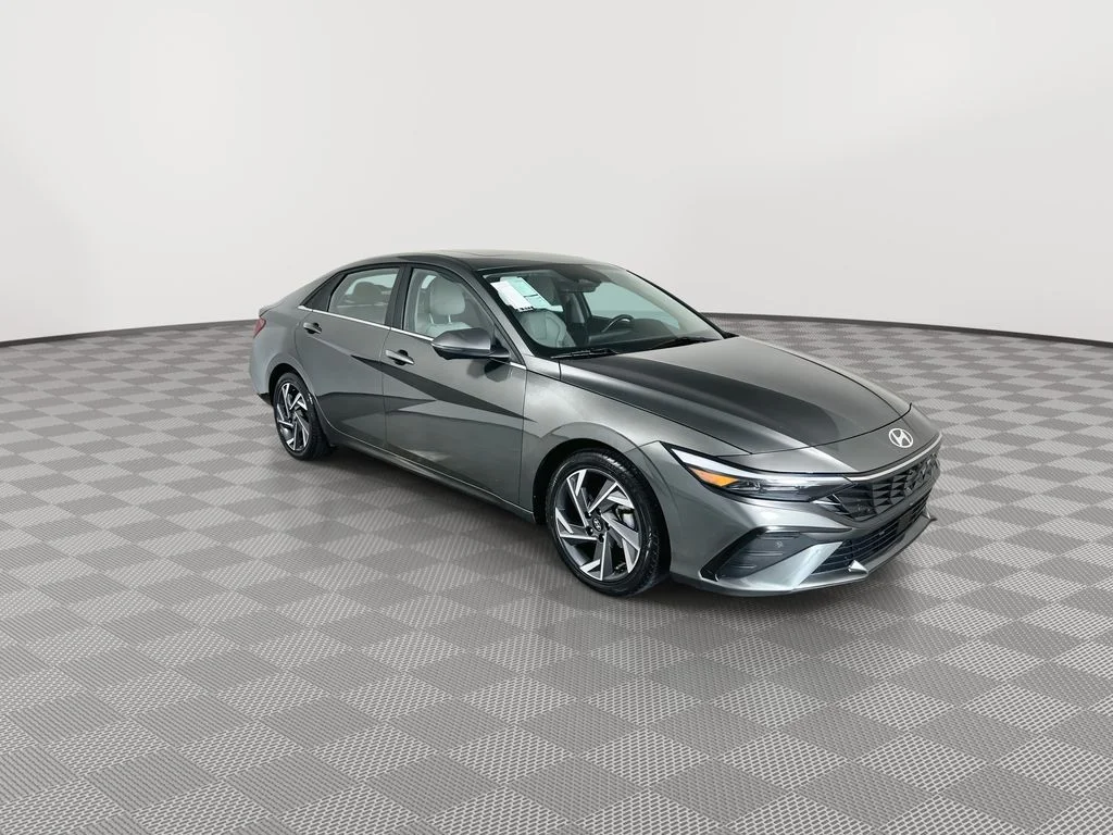 Used 2024 Gray Hyundai Limited image 2
