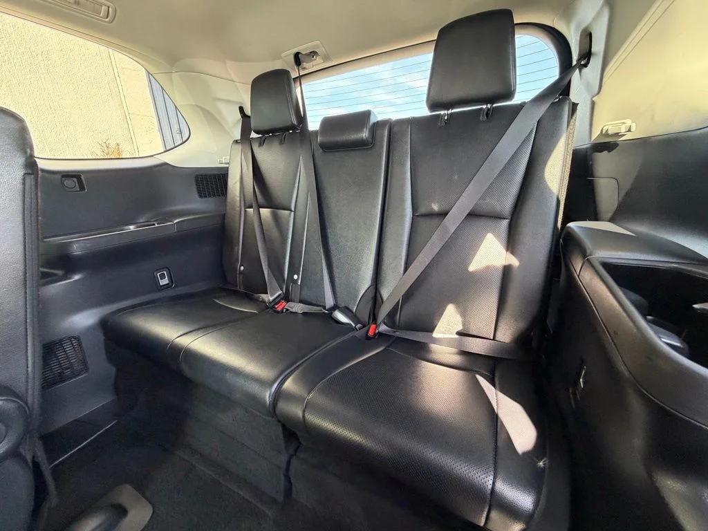 Used 2025 Beige Toyota XLE image 22