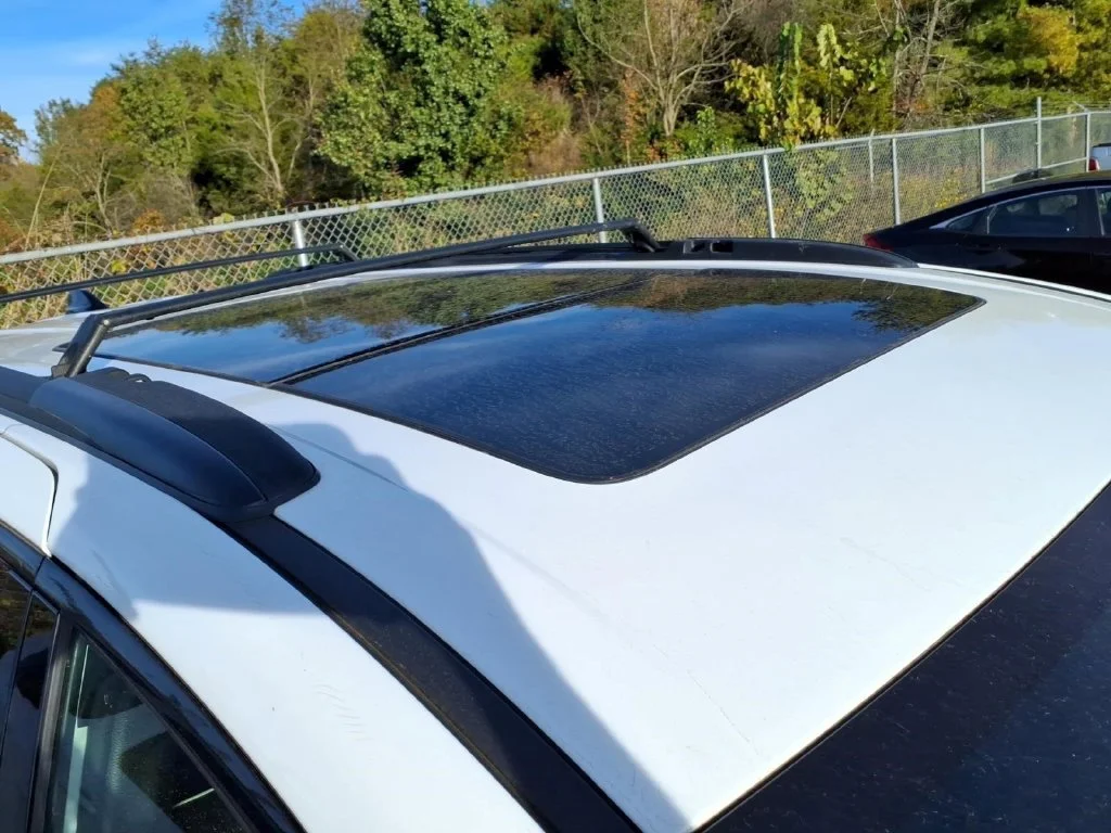 Used 2025 White Chrysler Limited image 15