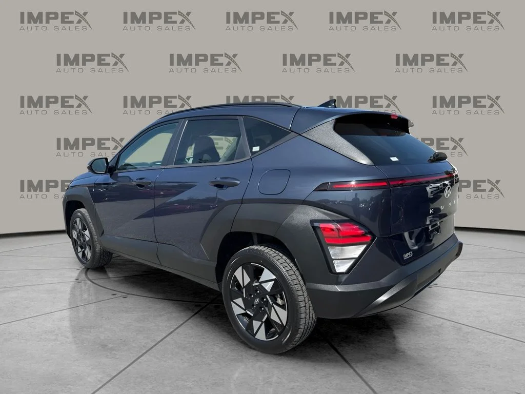 Used 2024 Blue Hyundai SEL image 3