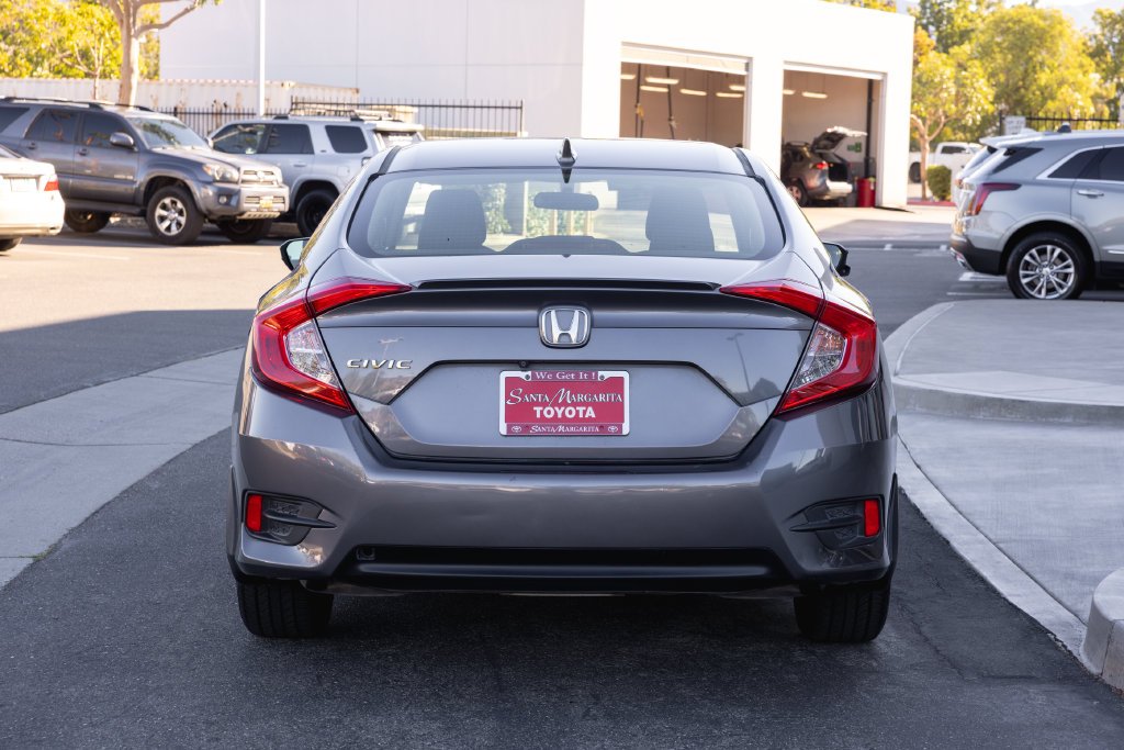 Used 2018 Polished Metal Metallic Honda EX-T image 6