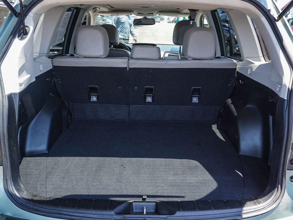 Used 2014 Green Subaru 2.5i Limited image 25
