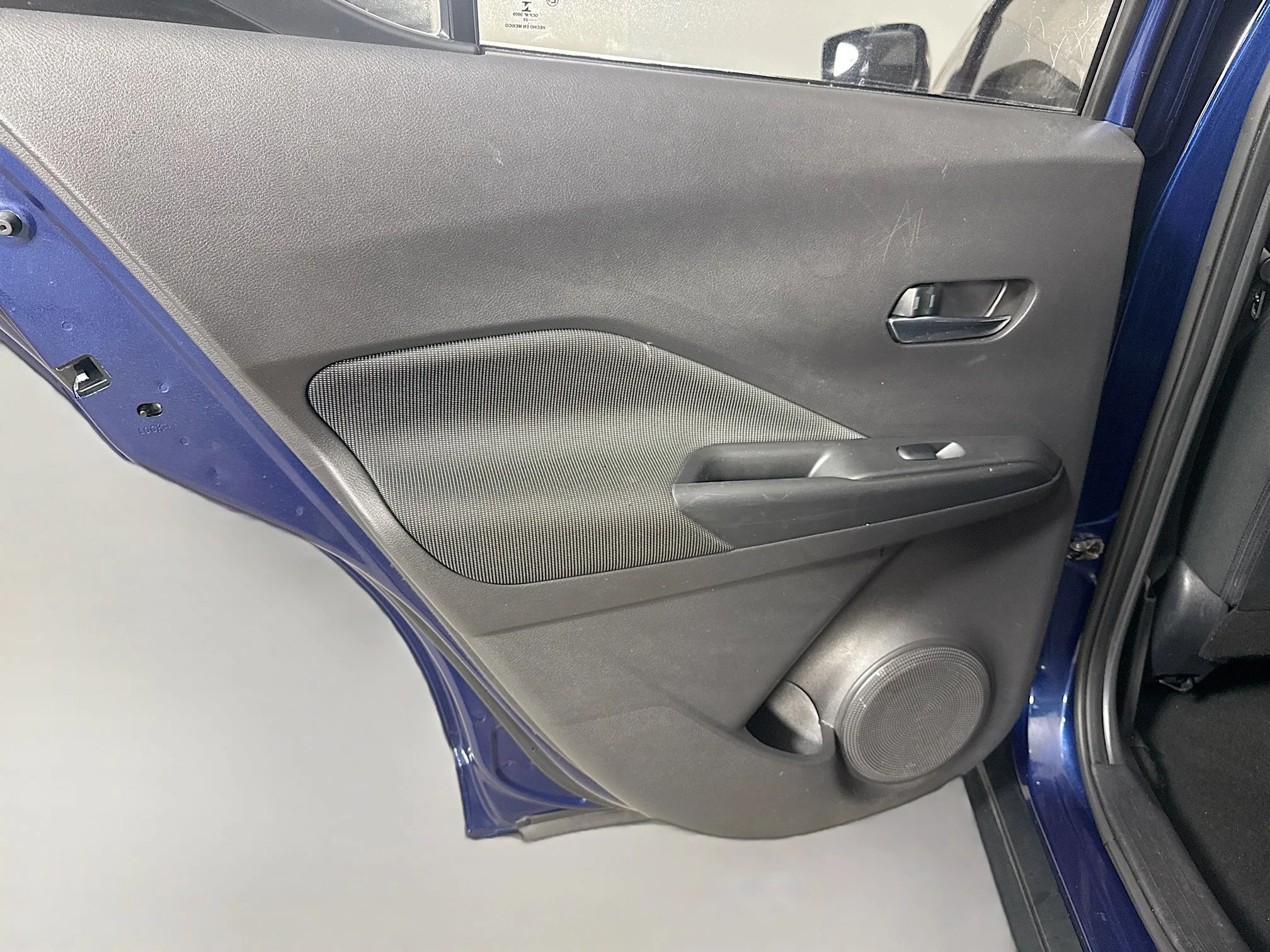 Used 2020 Deep Blue Pearl/Fresh Powder Nissan SV image 22