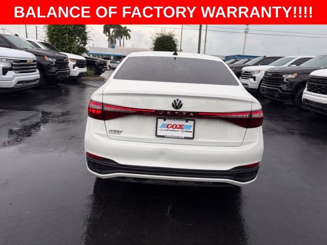 Used 2025 White Volkswagen 1.5T S image 5