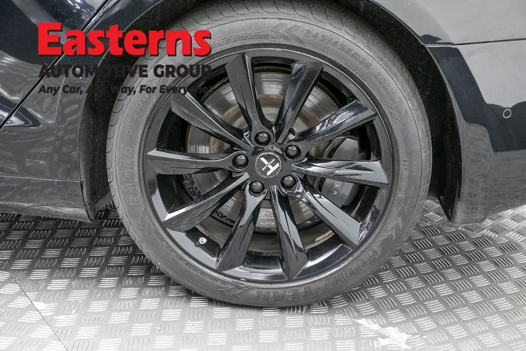 Used 2019 Black Tesla 75D image 27
