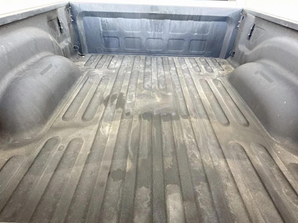 Used 2025 White Ram Big Horn image 26