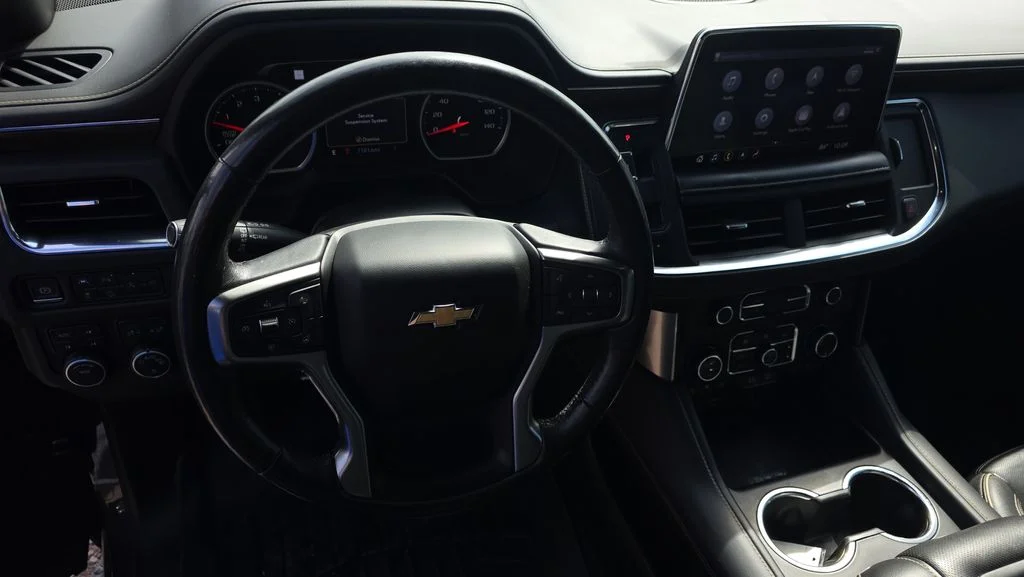 Used 2021 Gray Chevrolet Premier image 18
