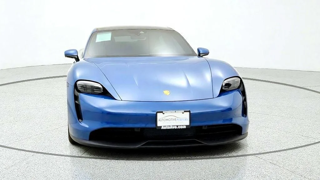 Used 2022 Neptune Blue Porsche RWD w/ Premium Package, Panoramic Roof & BOSE image 2