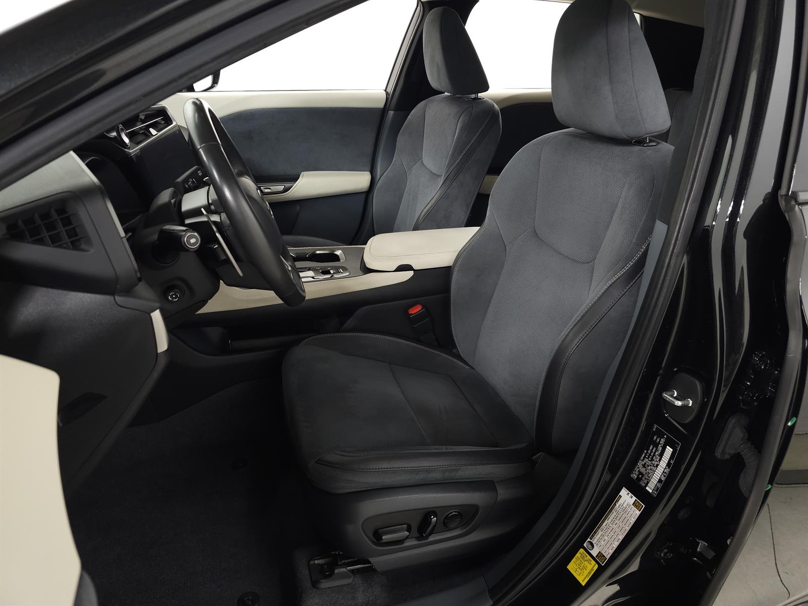 Certified Used 2023 Caviar Lexus LUXURY image 17
