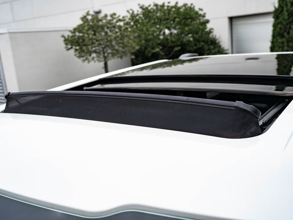 Used 2024 Star White Metallic Tri-Coat Ford LARIAT image 14