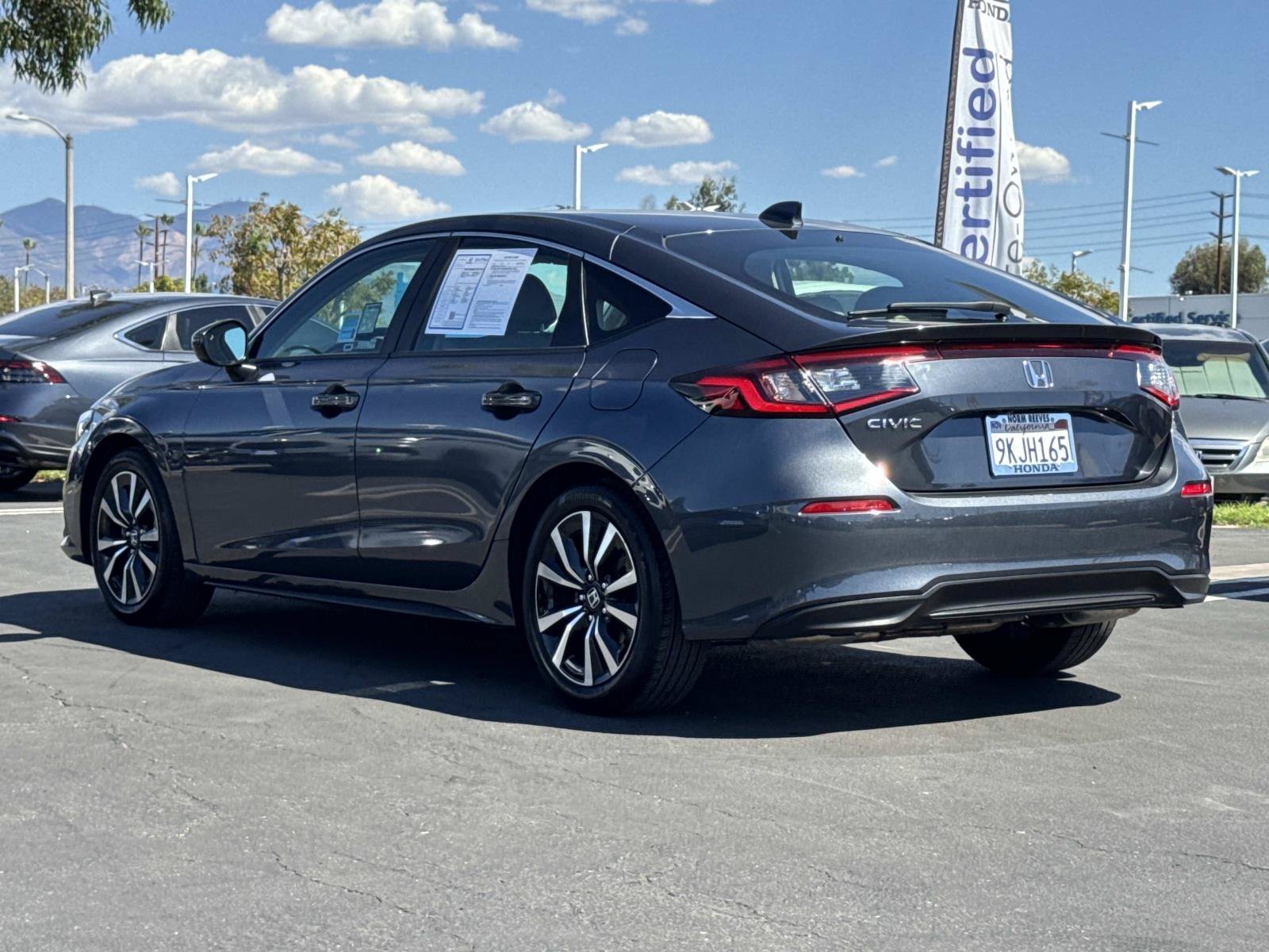 2024 Honda Civic Hatchback EX-L - Photo 37