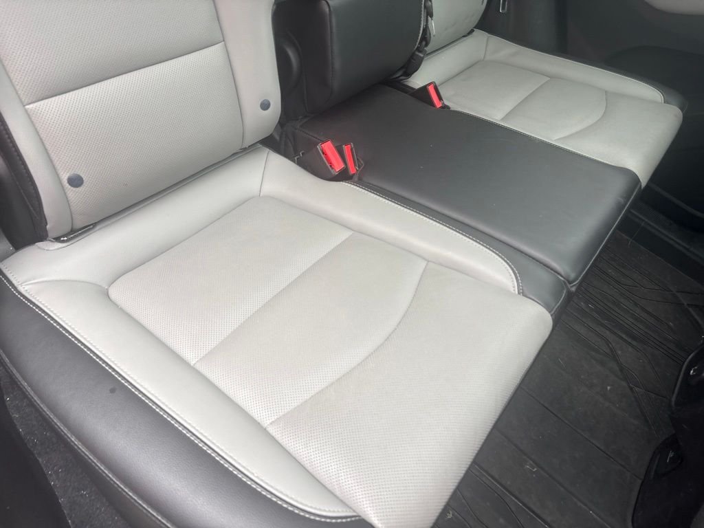Used 2020 Midnight Blue Metallic Chevrolet Premier image 34