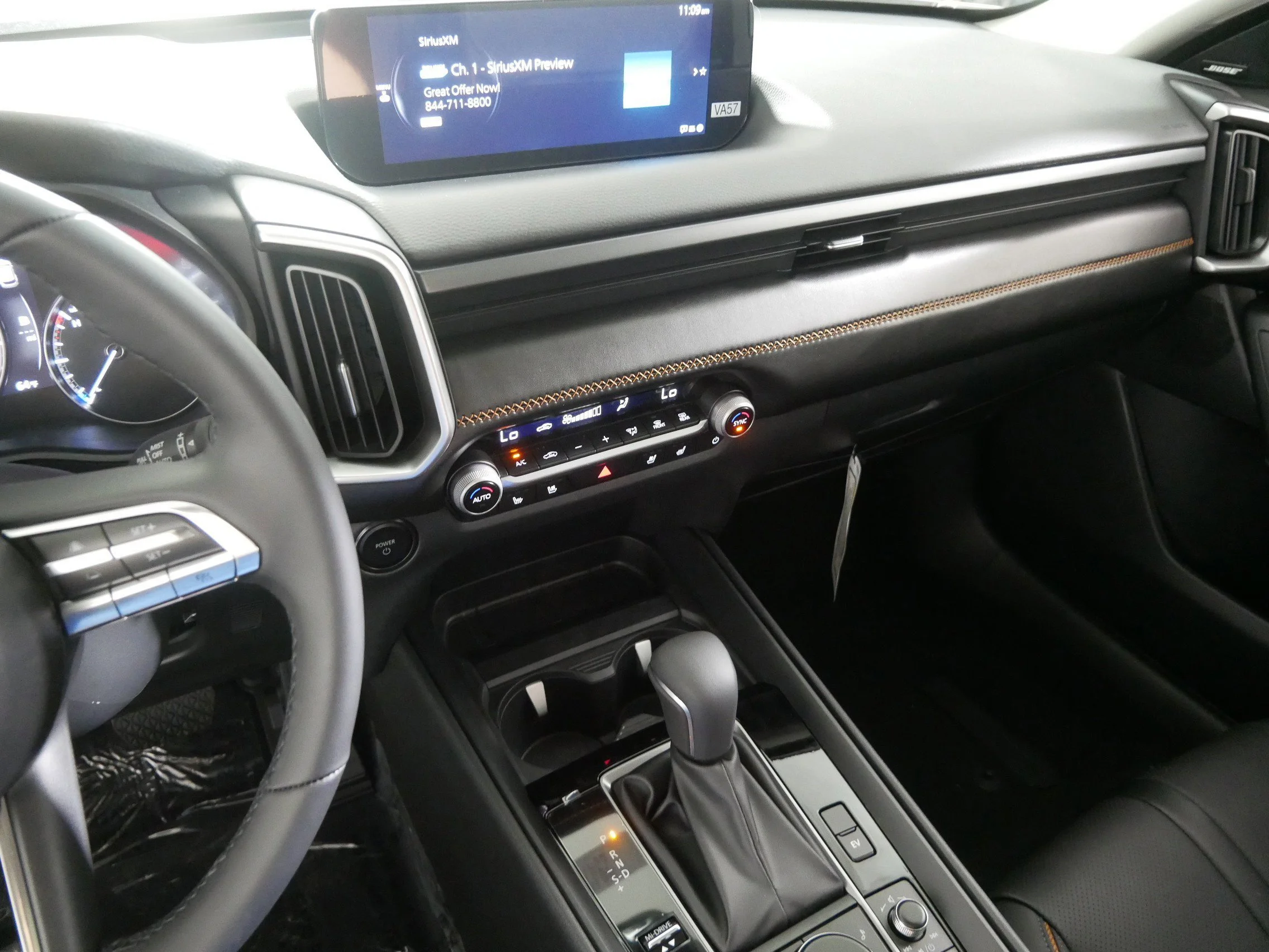 New 2026 Wind Chill Pearl Mazda Premium image 5