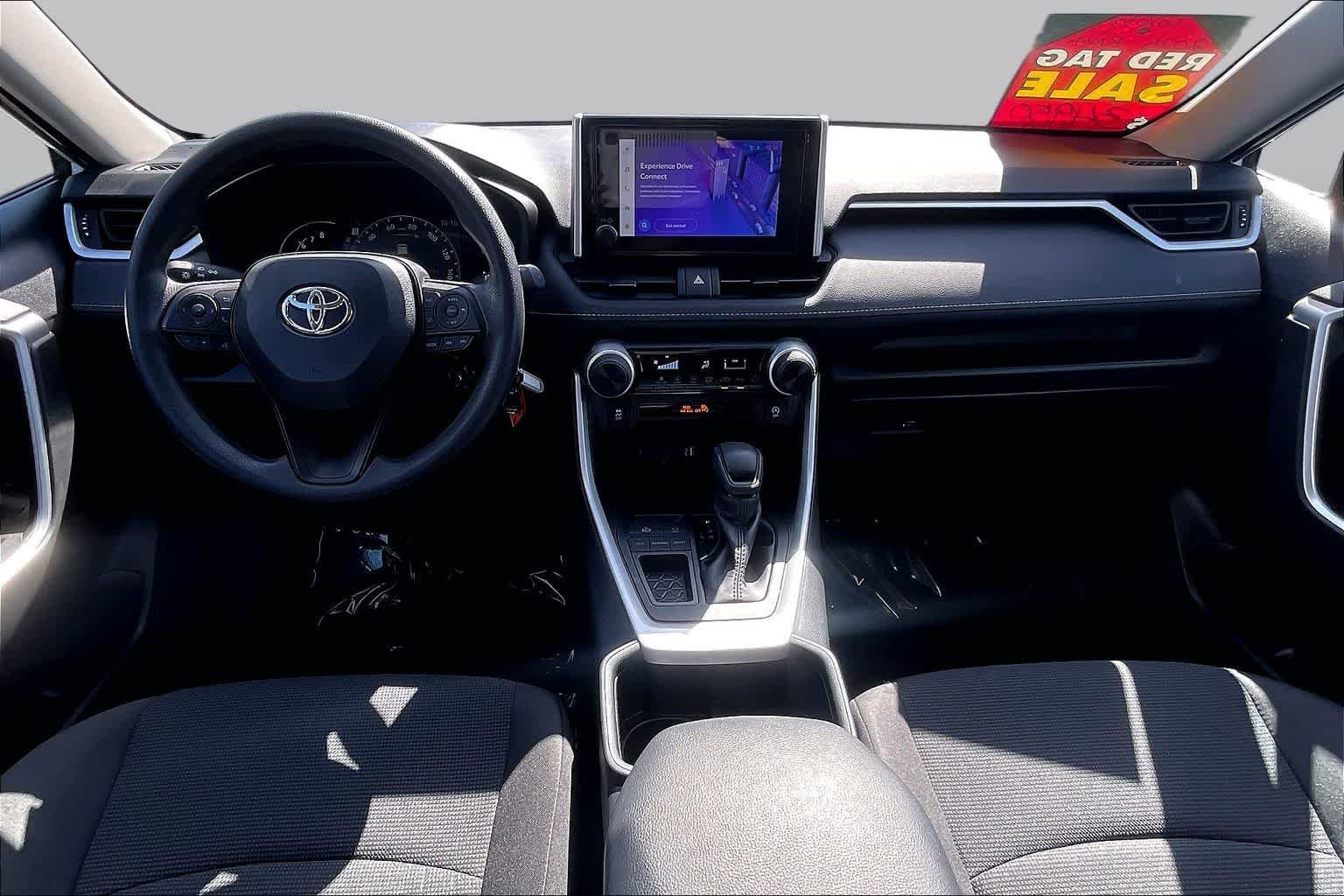 Used 2025 Ice Cap Toyota LE image 15