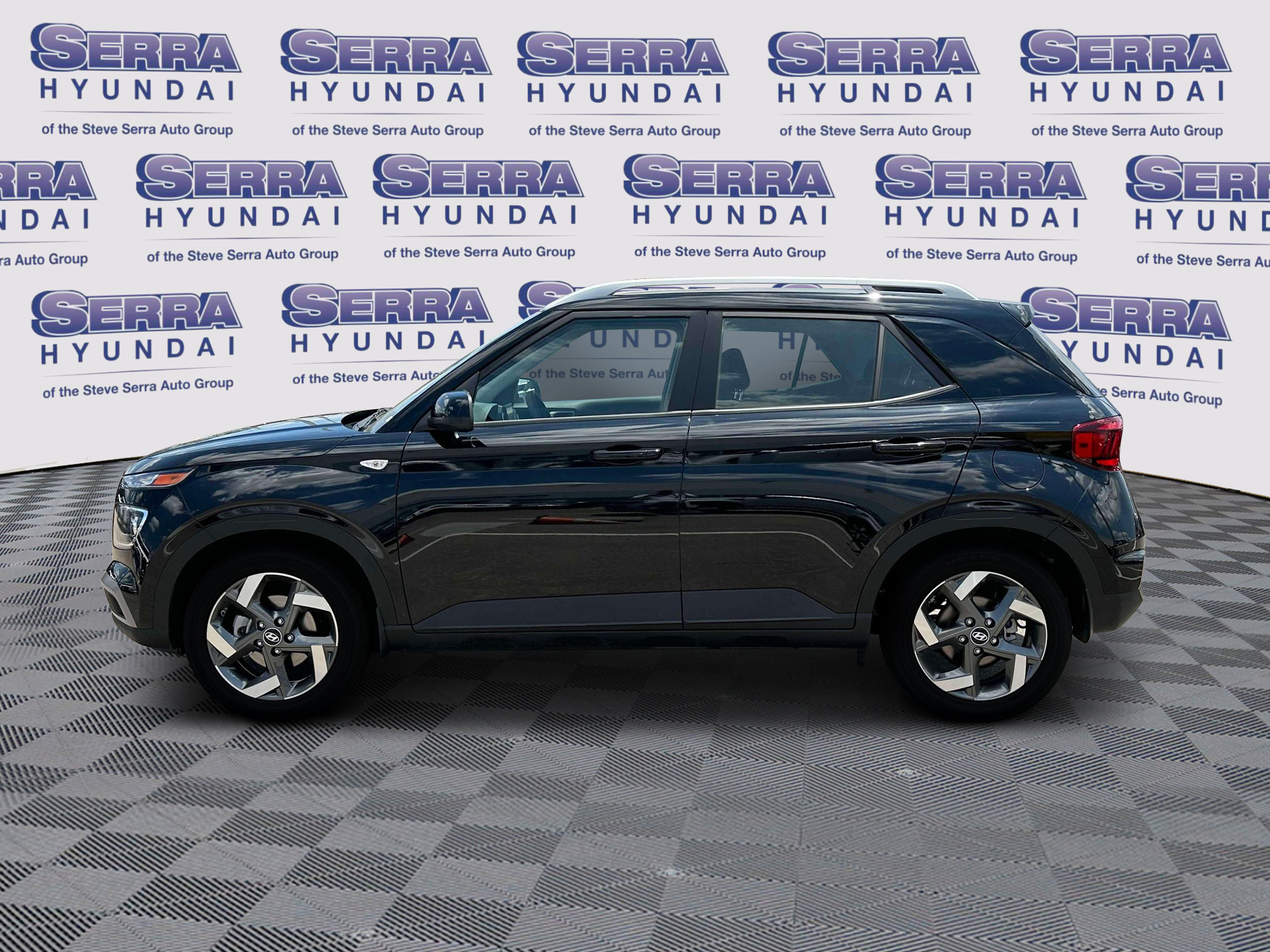2025 Hyundai Venue SEL - Photo 20