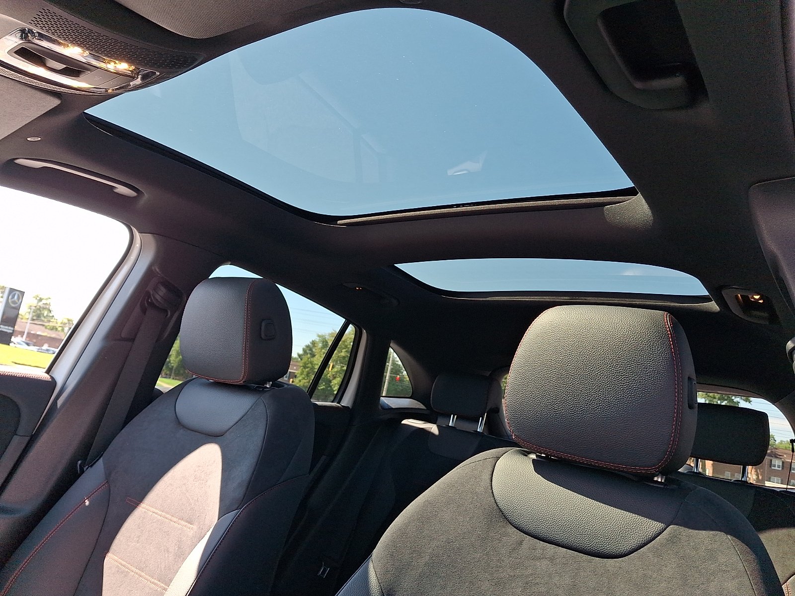 New 2026 Polar White Mercedes-Benz GLA 250 image 12