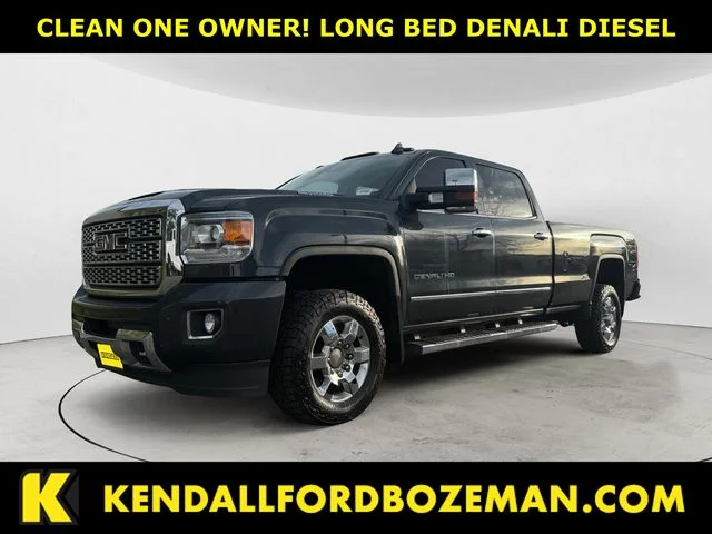 2018 GMC Sierra 4WD Crew Cab Standard Box Denali's photo
