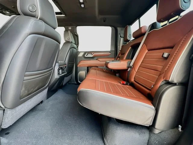 2026 GMC Sierra 2500HD Denali Ultimate - Photo 17