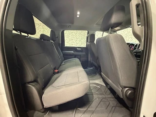 Used 2022 Summit White Chevrolet Custom image 9