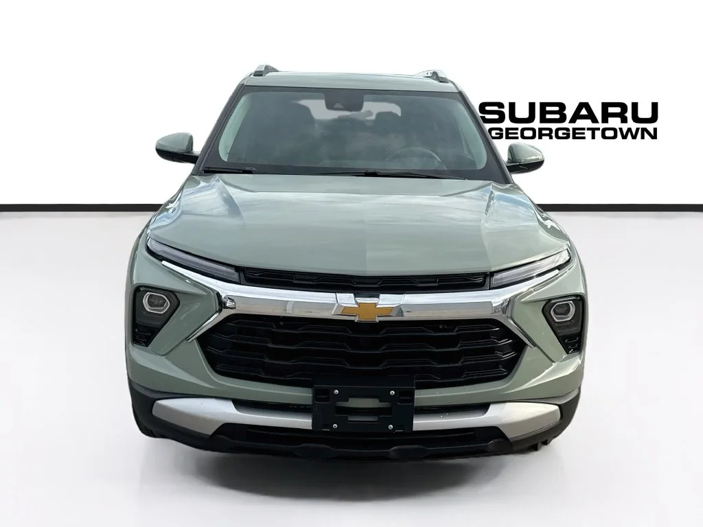 Used 2026 Green Chevrolet LT image 2
