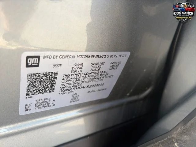 Used 2025 Gray Chevrolet LT image 28