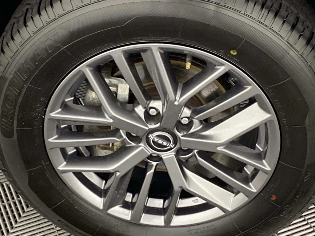 Used 2024 White Nissan S image 26