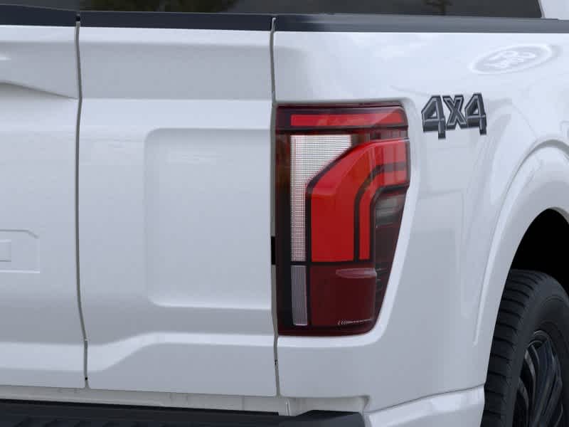 New 2026 Star White Metallic Tri-Coat Ford Platinum® image 21