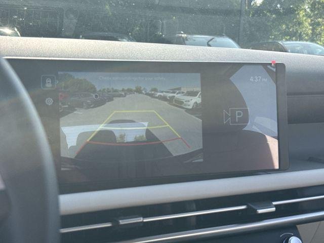 New 2026 Black Hyundai SE AWD image 17
