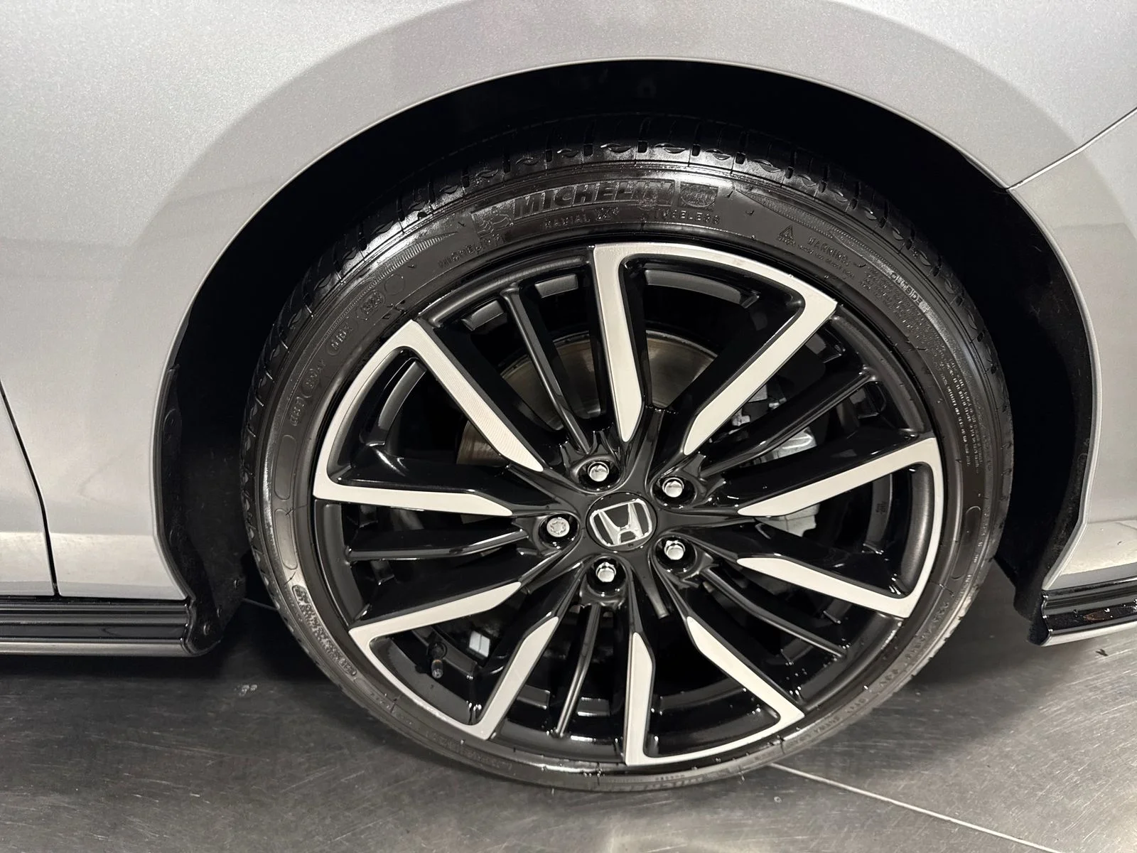 2023 Honda Accord Hybrid Touring - Photo 14