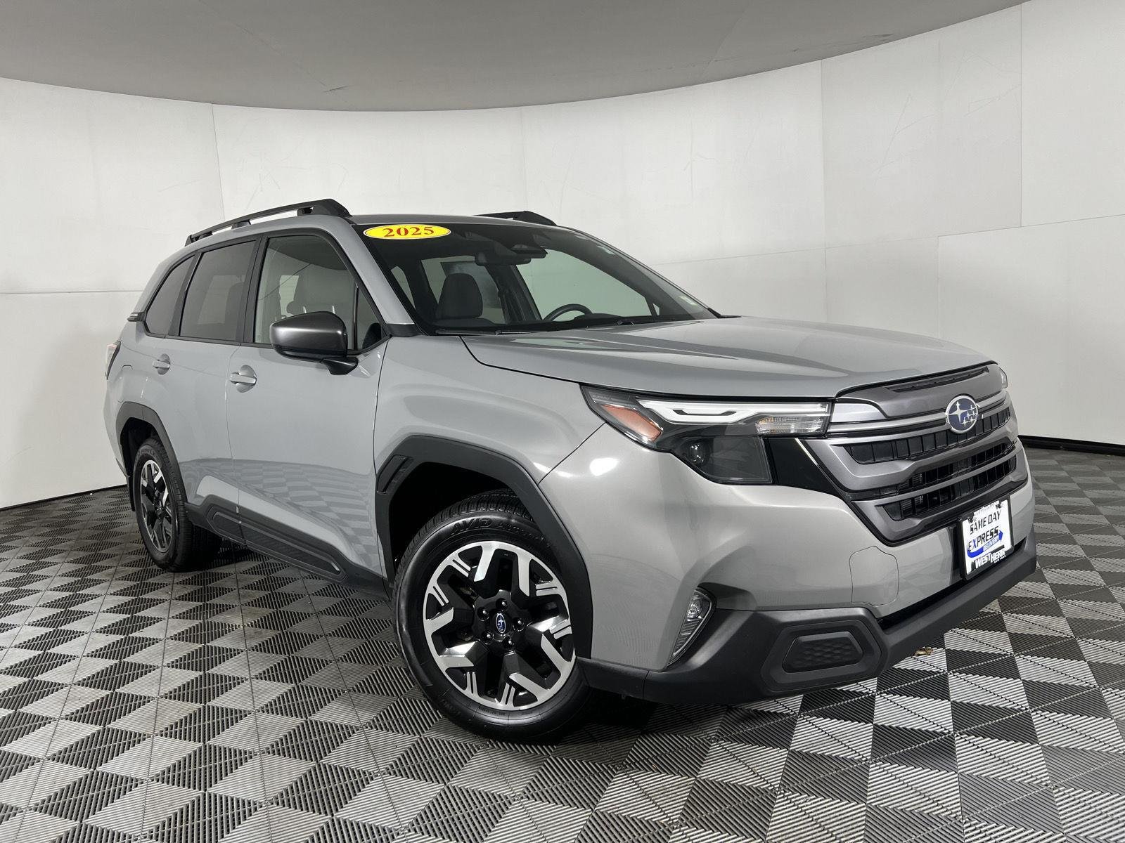Used 2025 River Rock Pearl Subaru Premium image 44