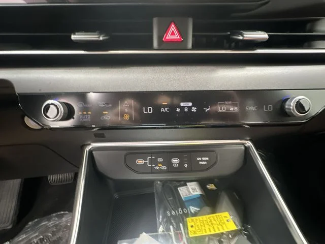 New 2026 Aurora Black Pearl Kia EX image 17