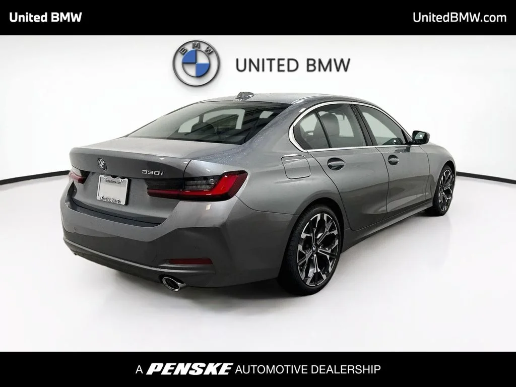 New 2026 Skyscraper Grey Metallic BMW 330i image 5