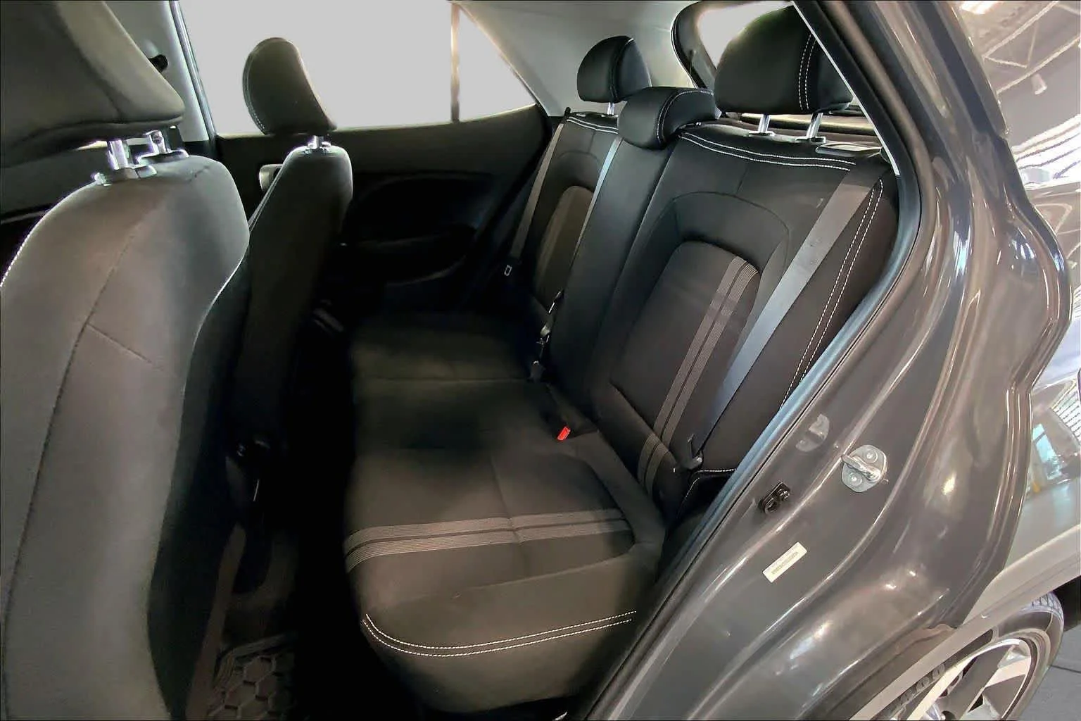 2025 Hyundai Venue SEL - Photo 20