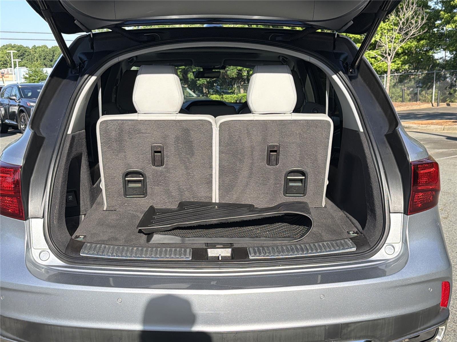 Used 2020 Lunar Silver Metallic Acura w/Technology Pkg image 30
