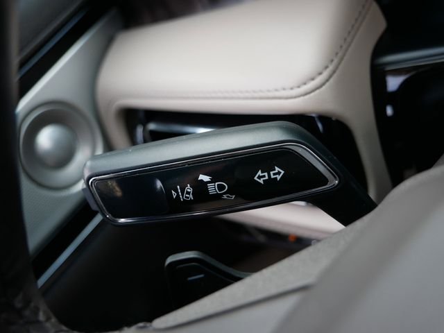 Used 2023 Black Metallic Lincoln Reserve image 27
