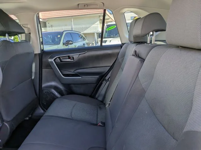 Used 2023  Toyota XLE image 15