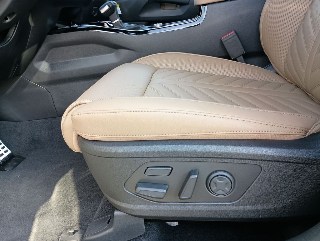New 2026 Jungle Green Kia X-Line SX Prestige AWD image 18