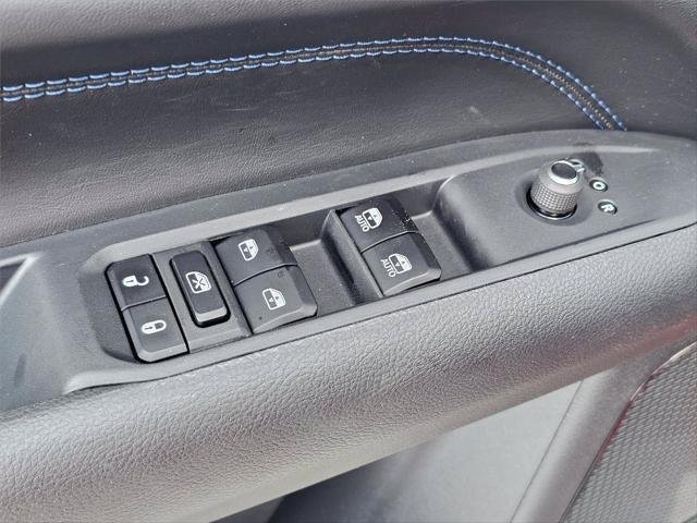 New 2026 Red Hot Pearlcoat Jeep Latitude image 15