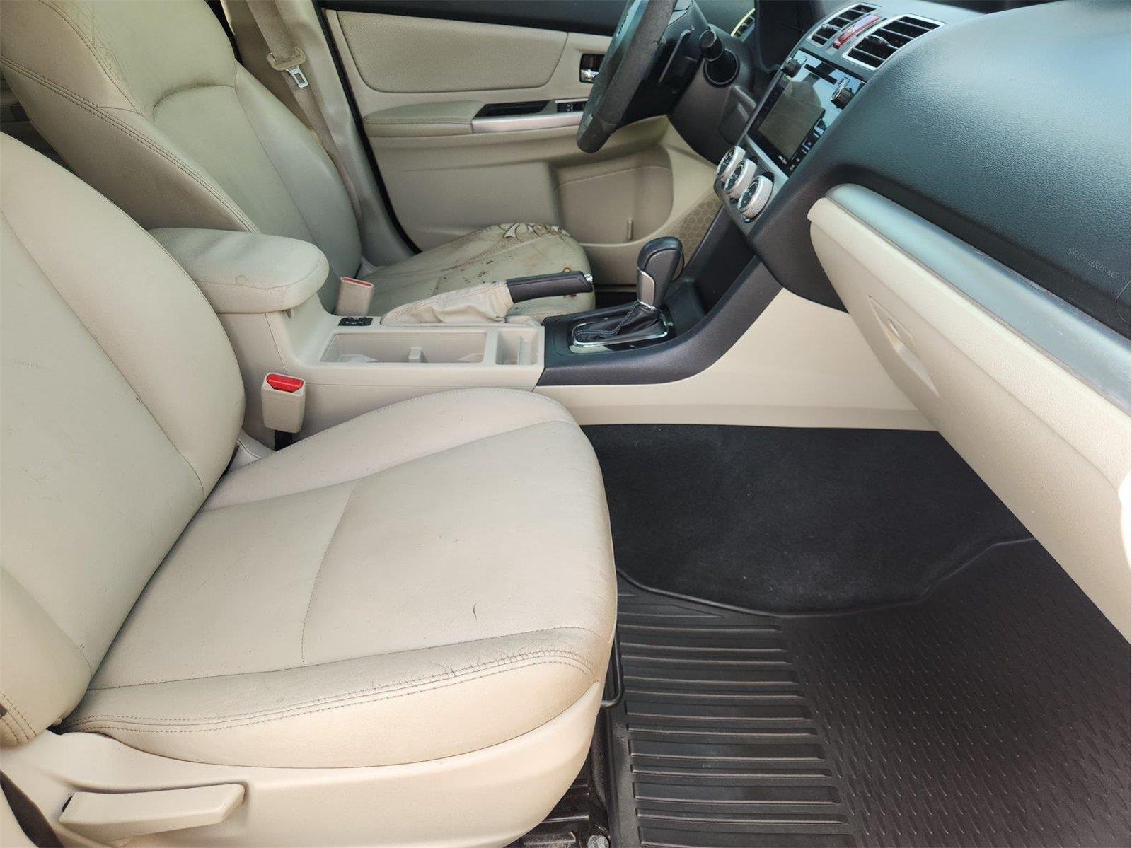 Used 2015  Subaru Limited image 27
