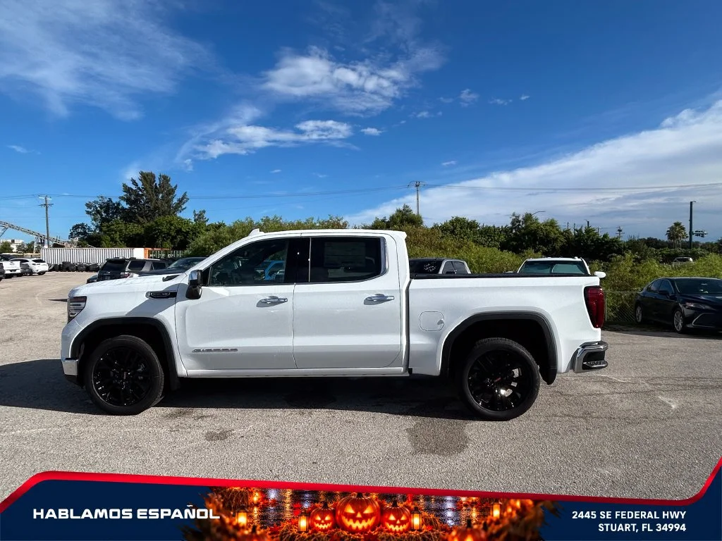 New 2026 Summit White GMC SLT image 4