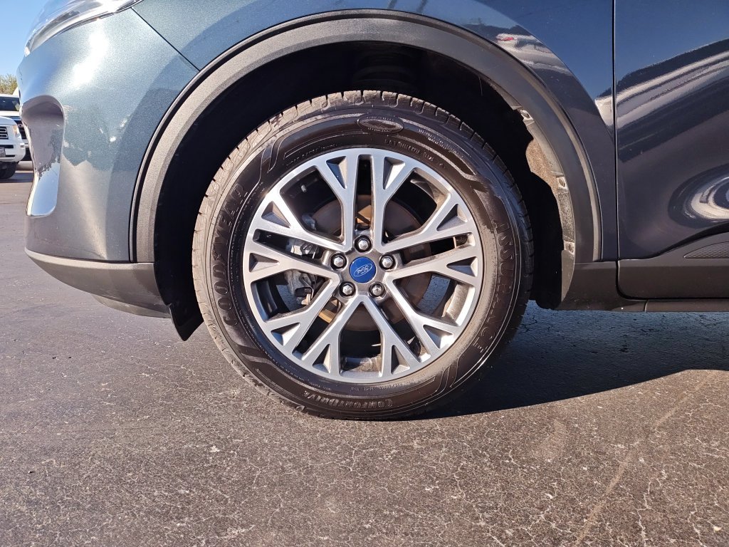 Used 2022 Blue Ford SEL image 10